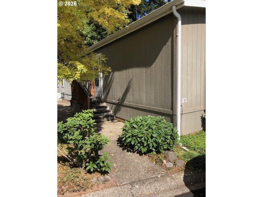 1475 Green Acres Rd Unit 107