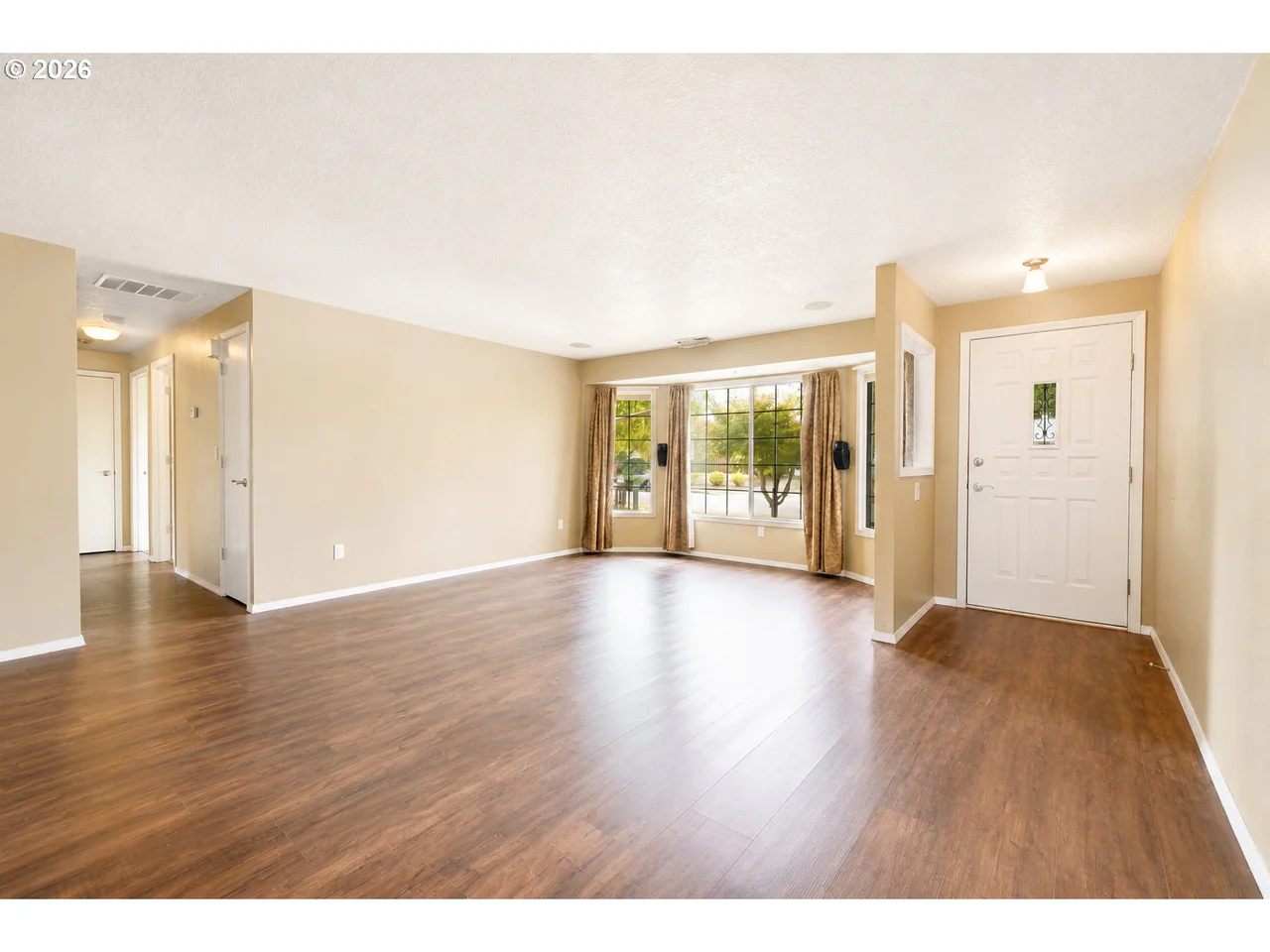 2010 S DOGWOOD ST, Cornelius, OR 97113, photo 4 of 38