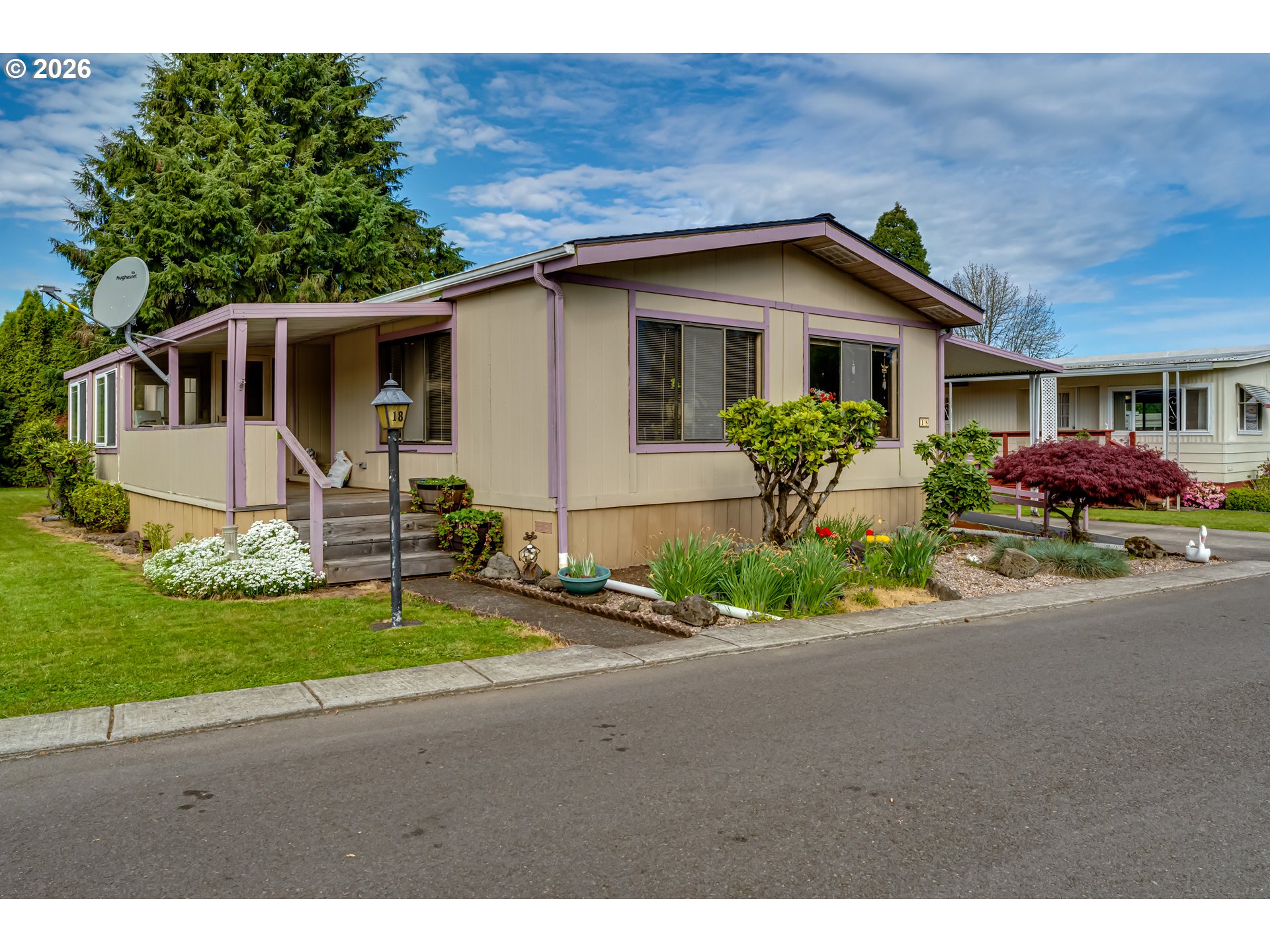 1225 W 10TH AVE 18, Junction City, OR 97448, photo 3 of 29