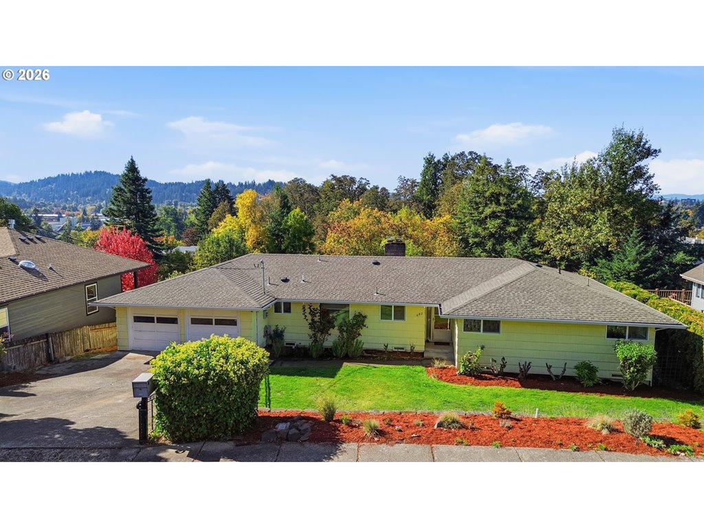 682 Sunset Dr