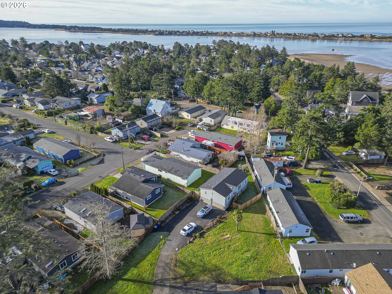 6281 SW JETTY AVE, Lincoln City, OR 97367, photo 6 of 48