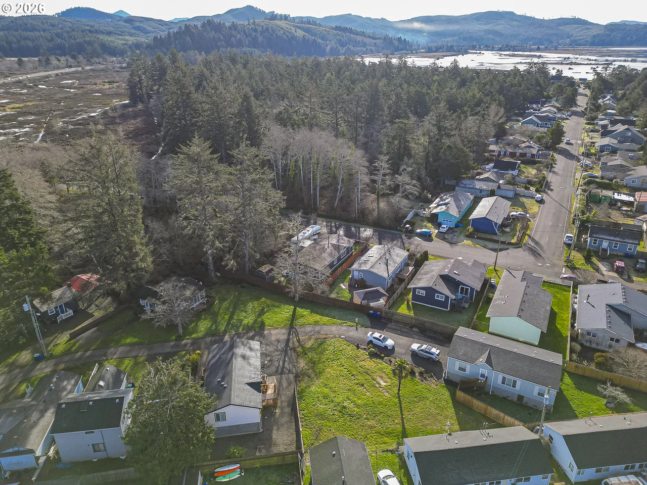 6281 SW JETTY AVE, Lincoln City, OR 97367, photo 8 of 48