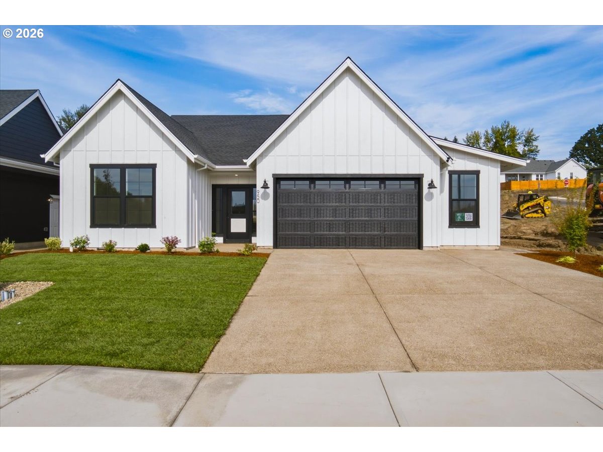 950 W Washington ST, Carlton, OR 97111, photo 1 of 44