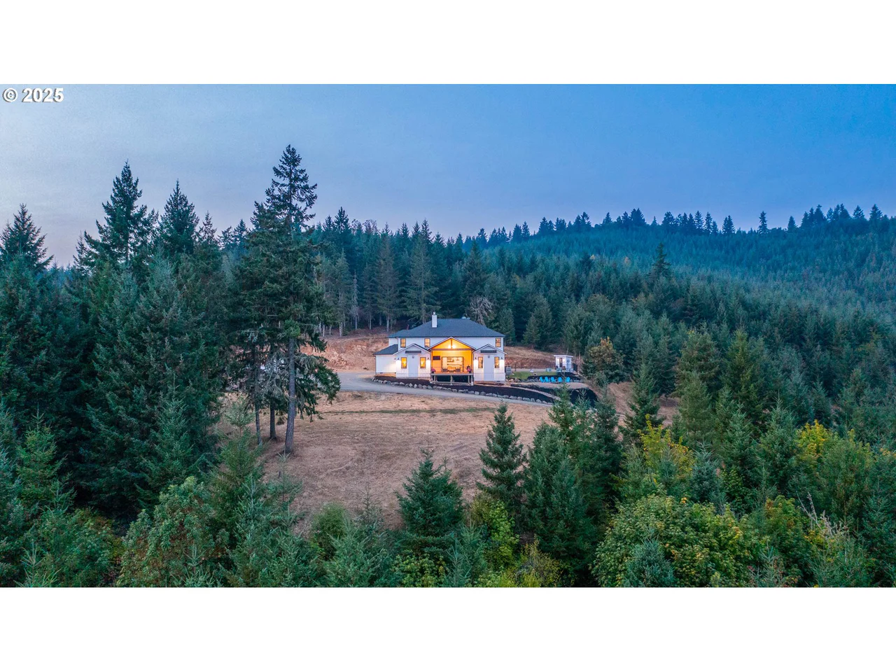 85180 BOOMER RD, Eugene, OR 97402, photo 7 of 48