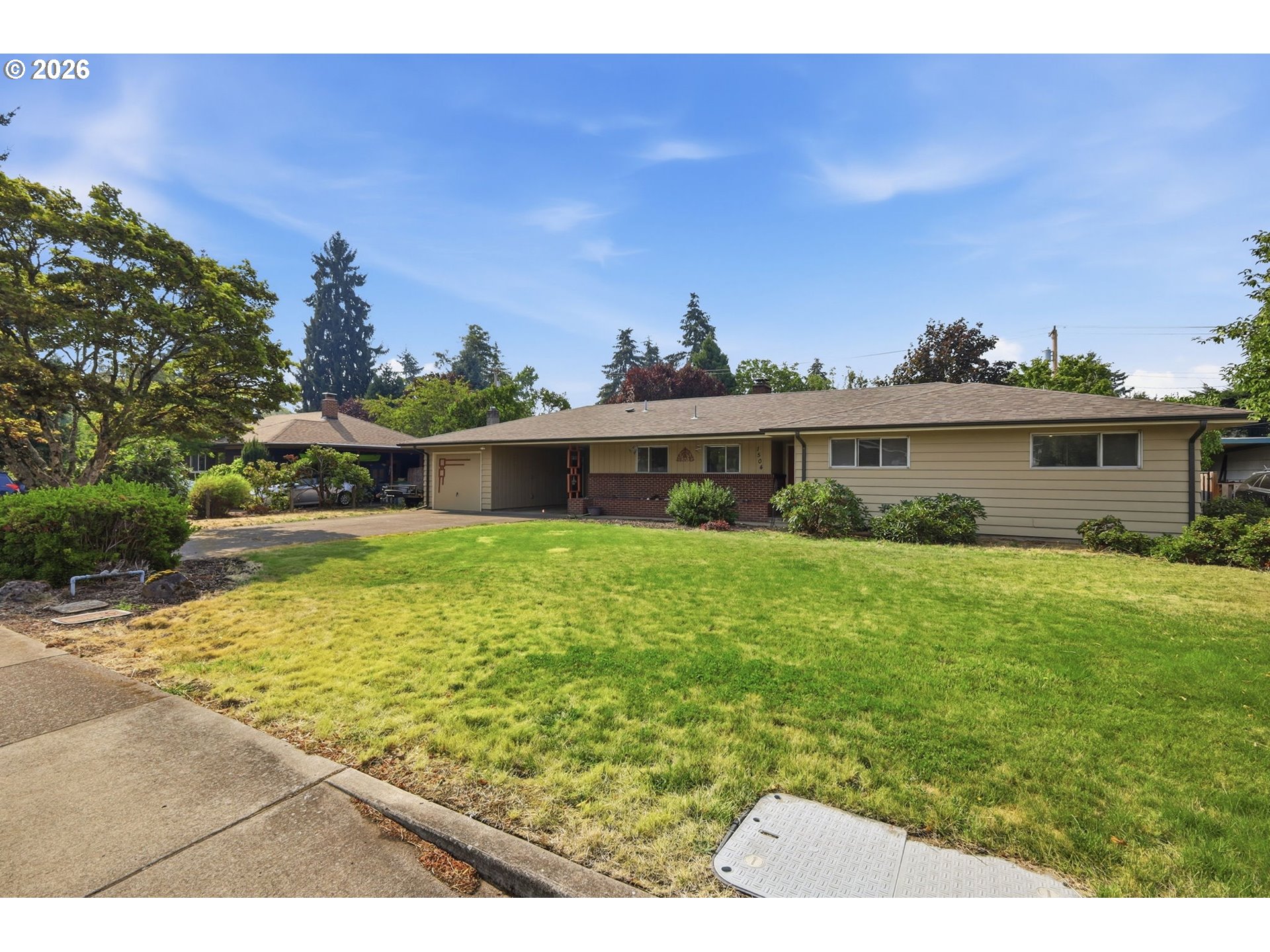 1504 GREEN ACRES RD, Eugene, OR 97408, photo 2 of 48