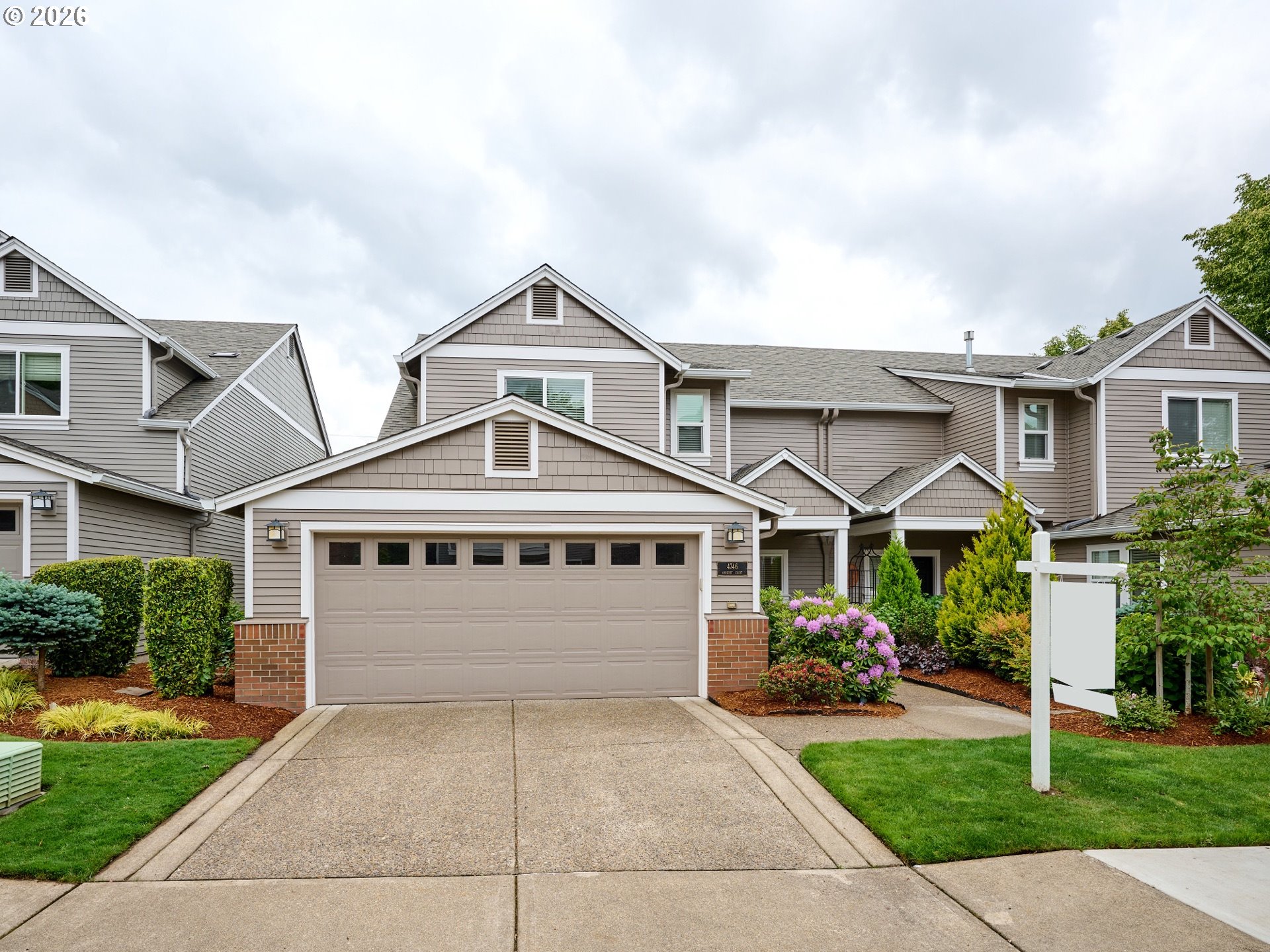 4746 AMHERST CT, Lake Oswego, OR 97035, photo 3 of 46