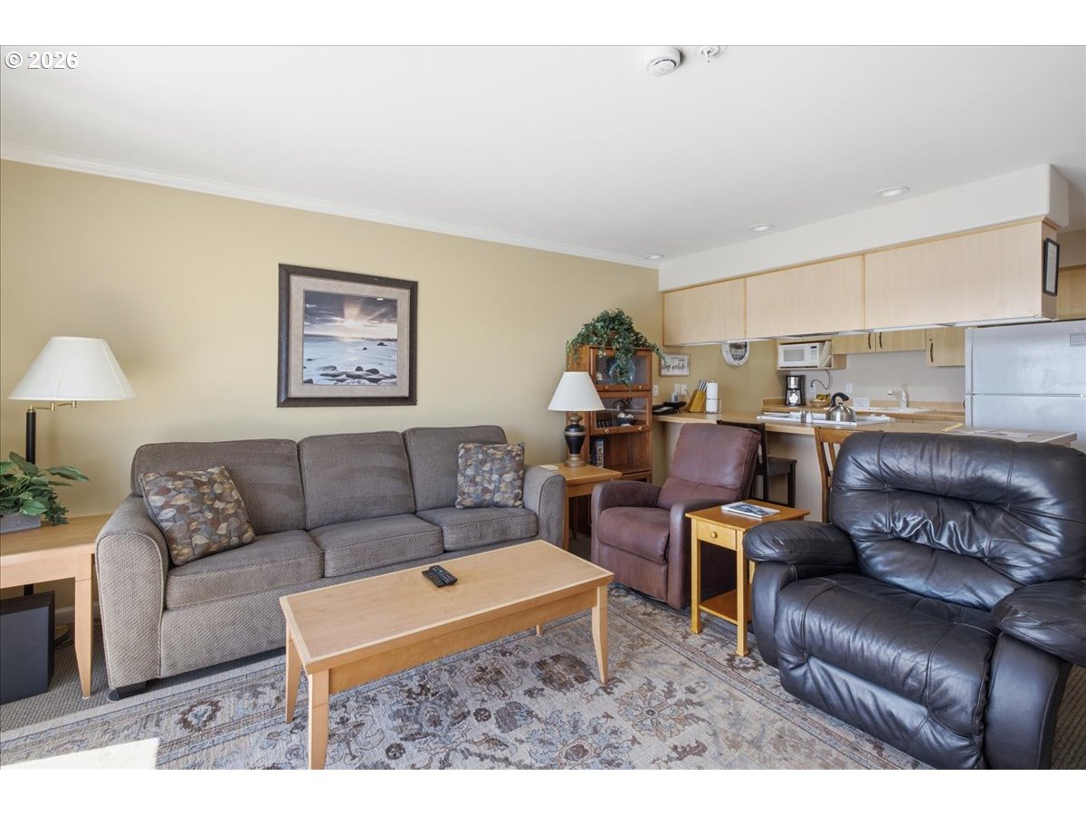 890 SE BAY BLVD 317, Newport, OR 97365, photo 5 of 47