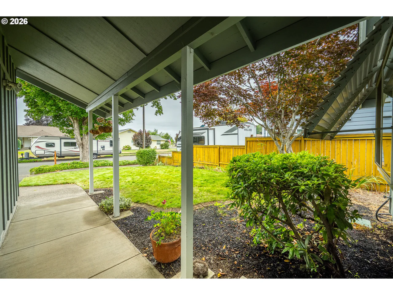 933 S 44TH ST, Springfield, OR 97477, photo 5 of 33