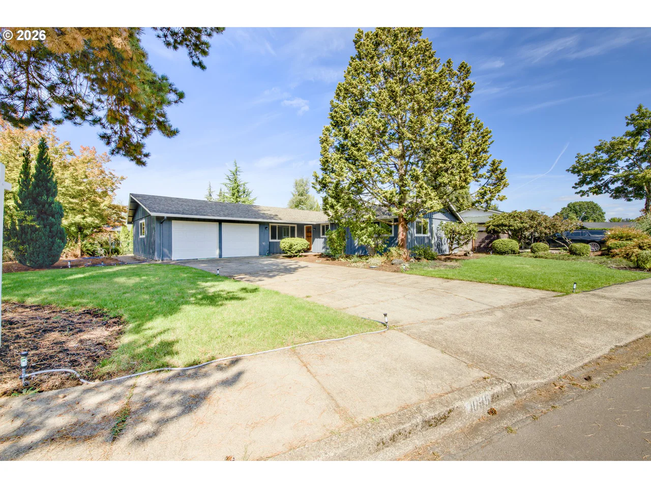 1035 NW 20TH ST, McMinnville, OR 97128, photo 2 of 40