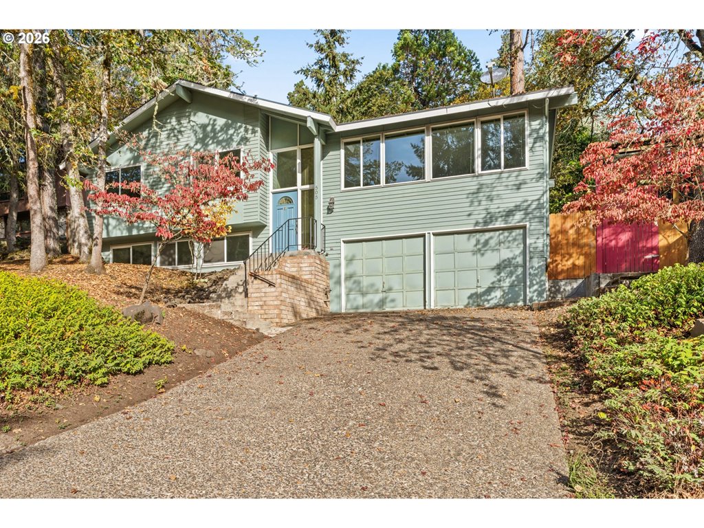 505 Lochmoor Pl