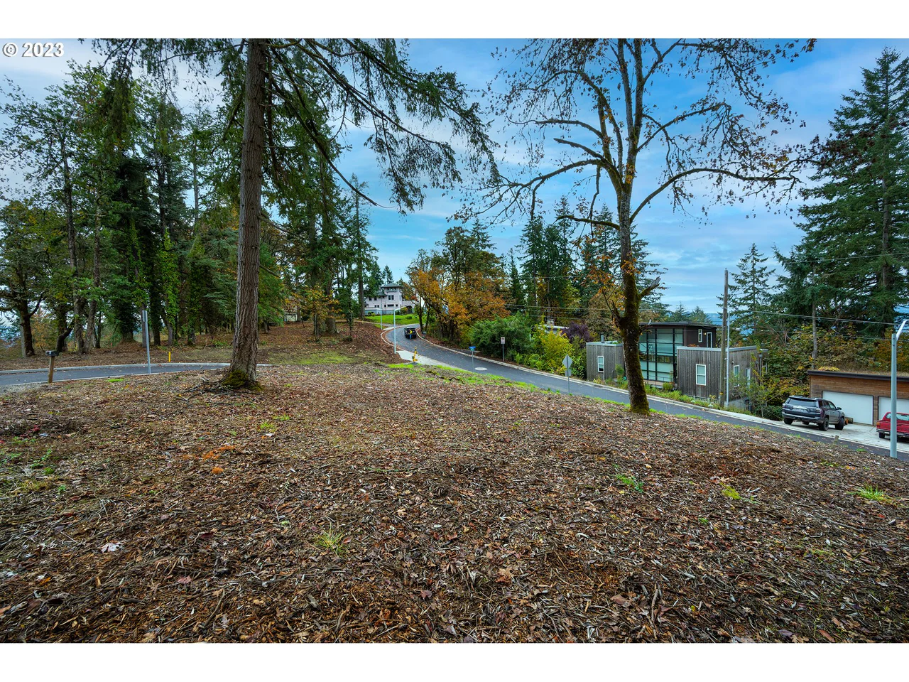 2985 Capital DR 3, Eugene, OR 97403, photo 2 of 13