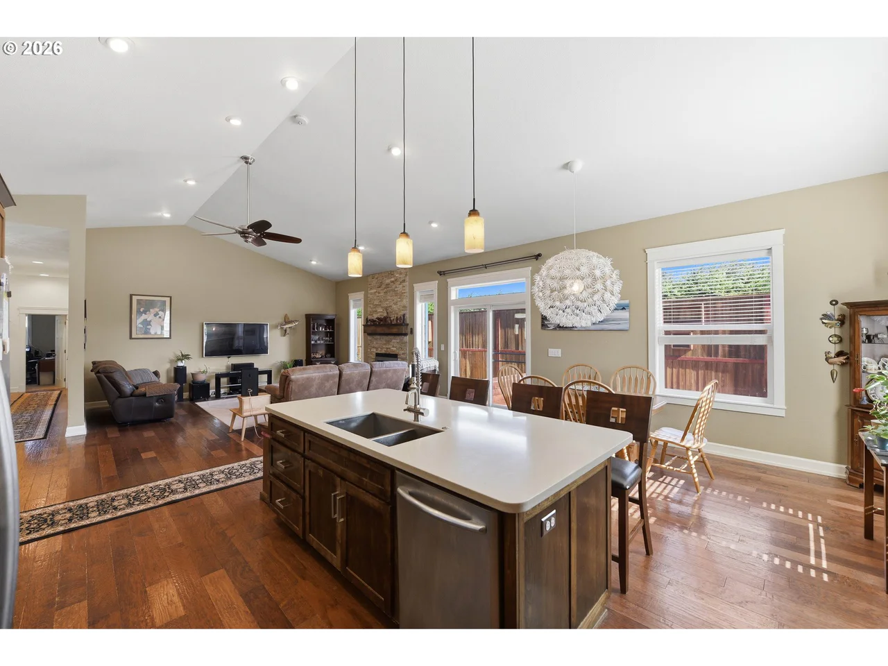 1400 HOLLOWAY MEWS, Coos Bay, OR 97420, photo 6 of 39
