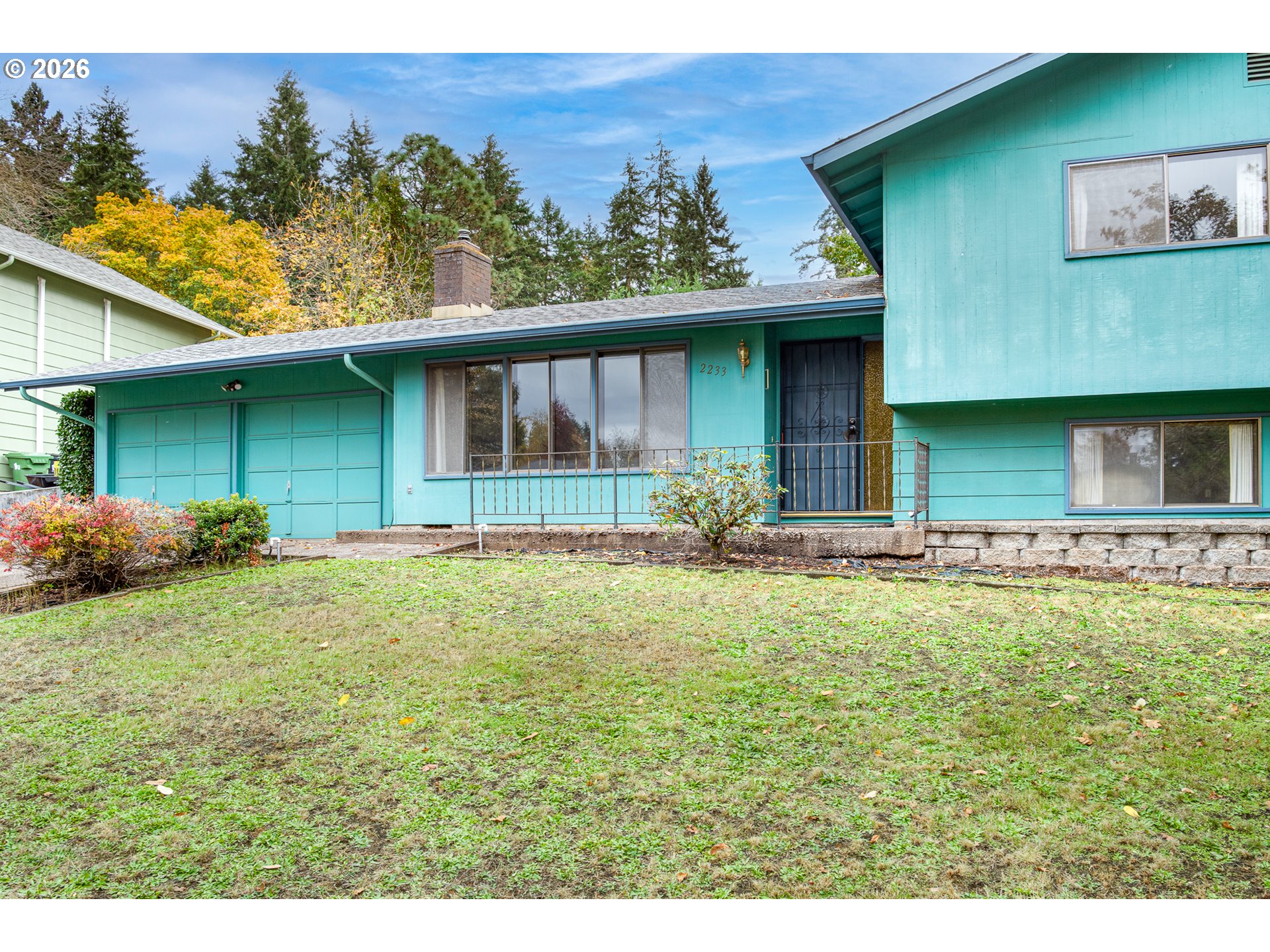2233 BRITTANY ST, Eugene, OR 97405, photo 2 of 37