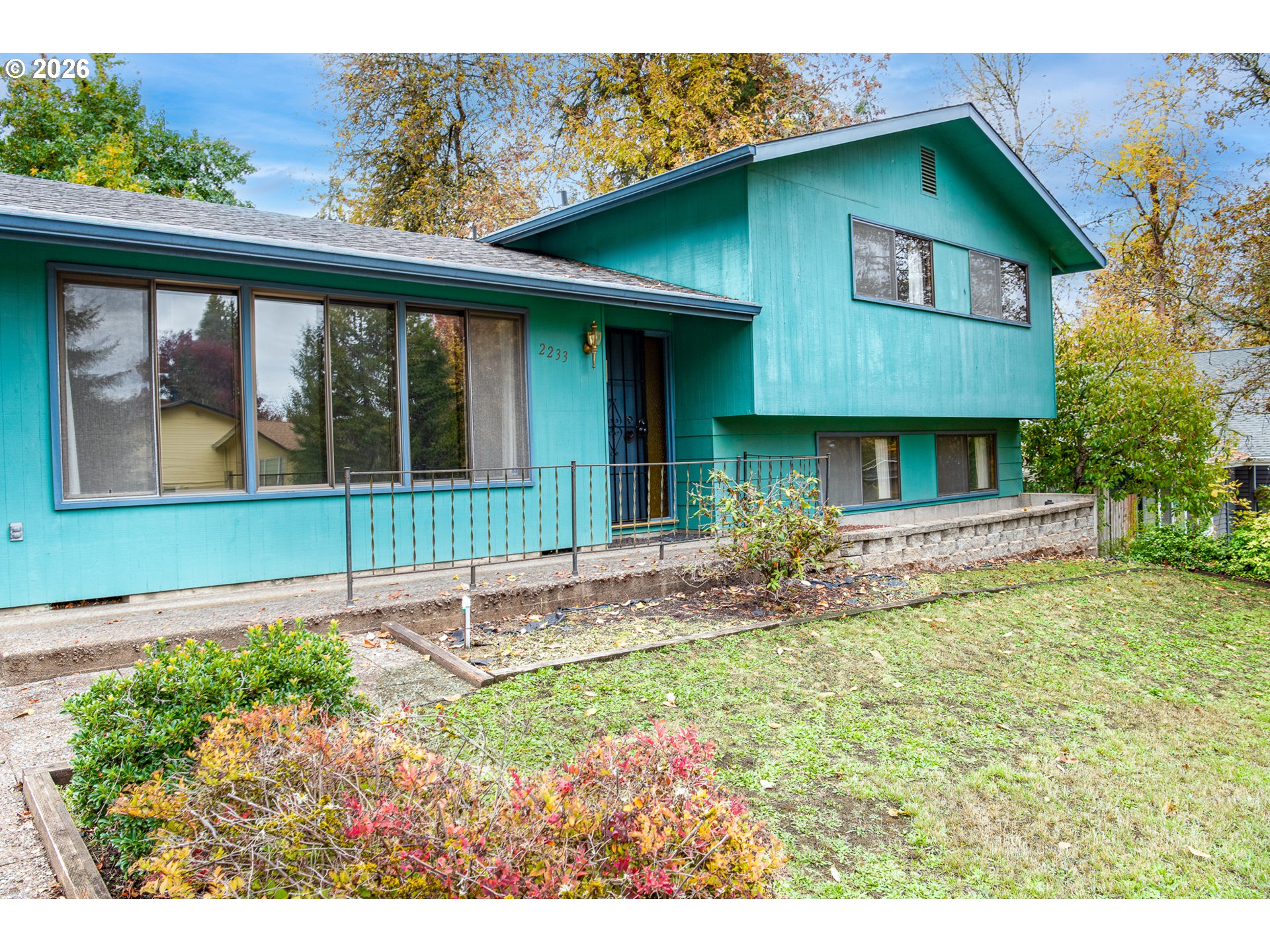 2233 BRITTANY ST, Eugene, OR 97405, photo 3 of 37