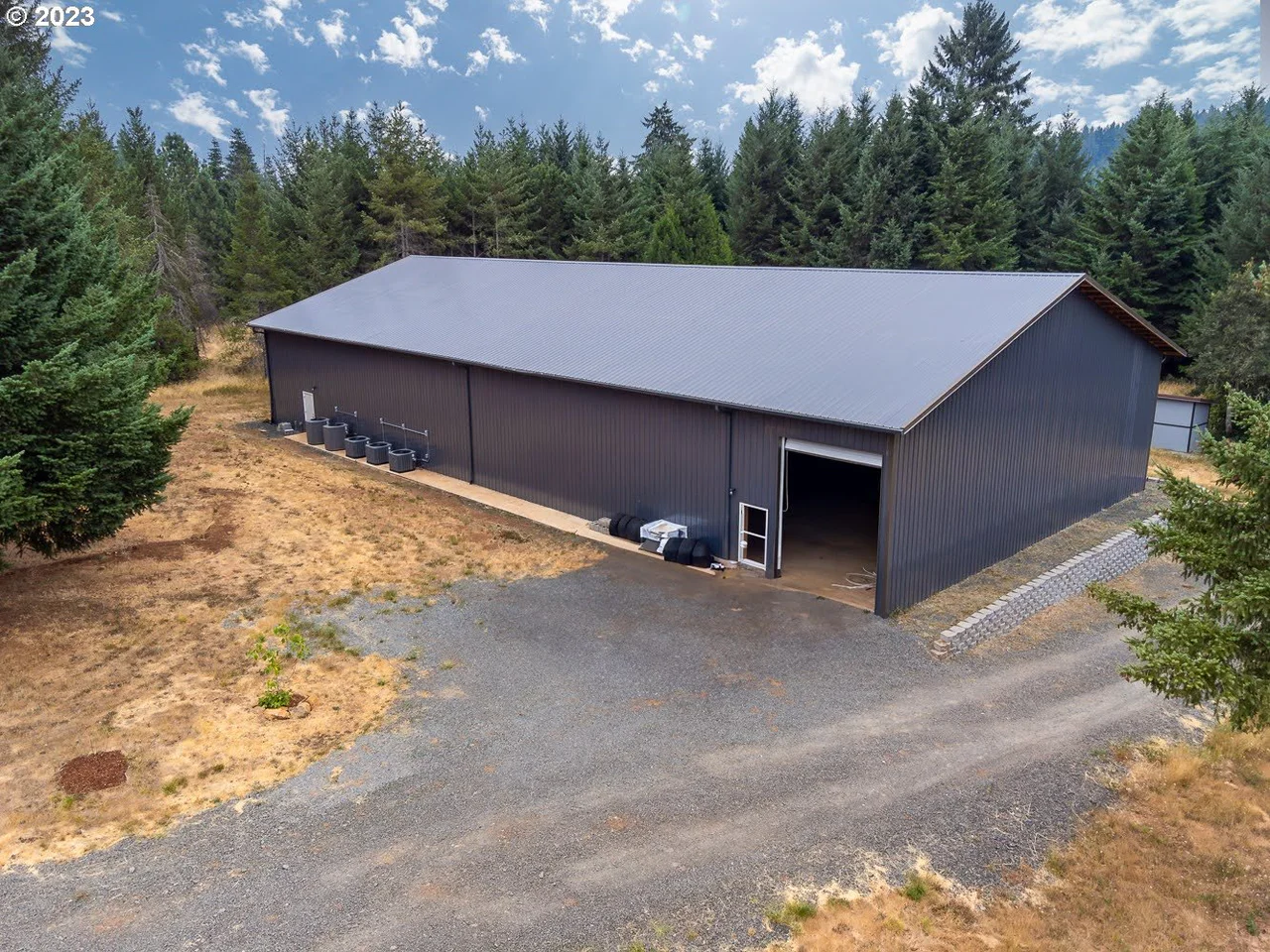 32621 LYNX HOLLOW RD, Creswell, OR 97426, photo 1 of 36
