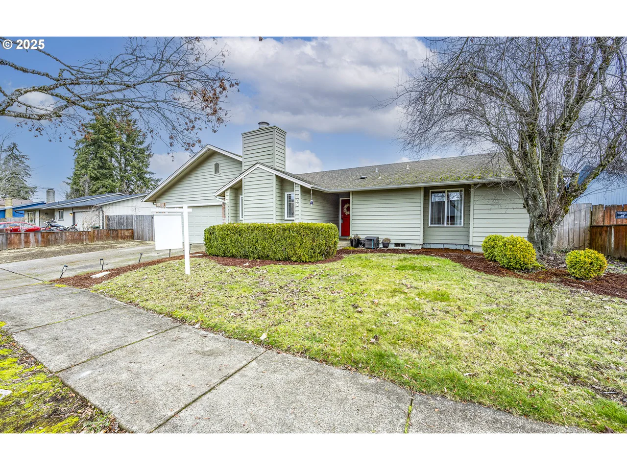 175 49TH ST, Springfield, OR 97478, photo 3 of 37