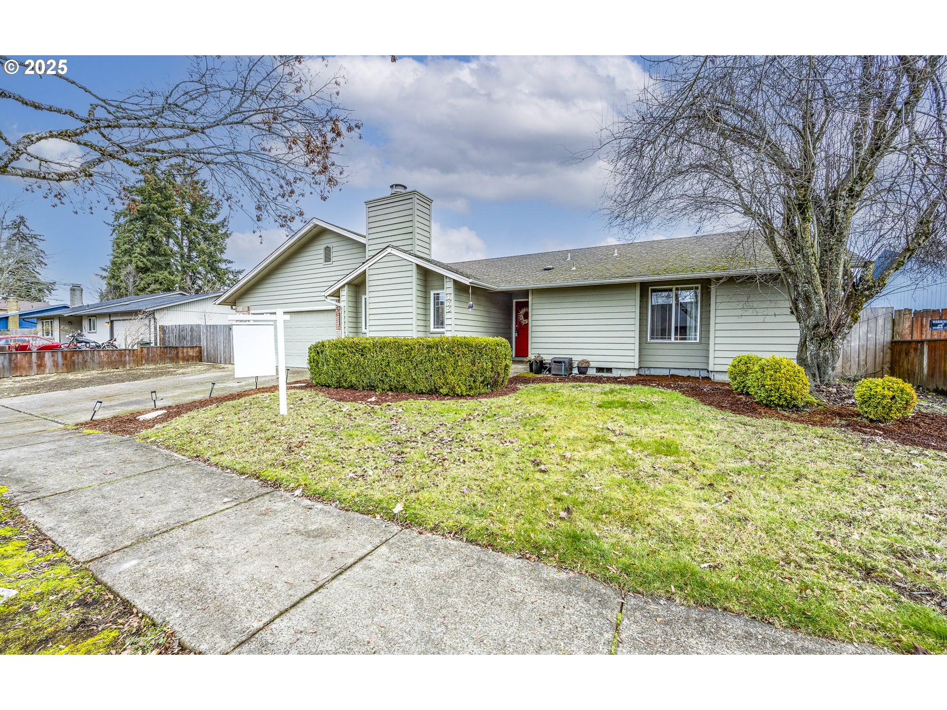 175 49TH ST, Springfield, OR 97478, photo 3 of 37