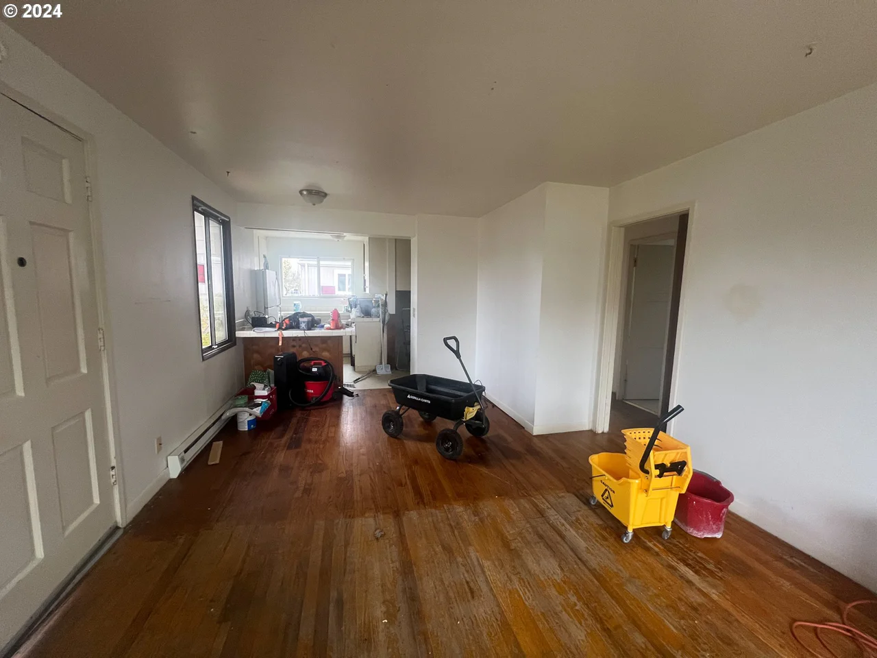 1835 H ST, Springfield, OR 97477, photo 3 of 24