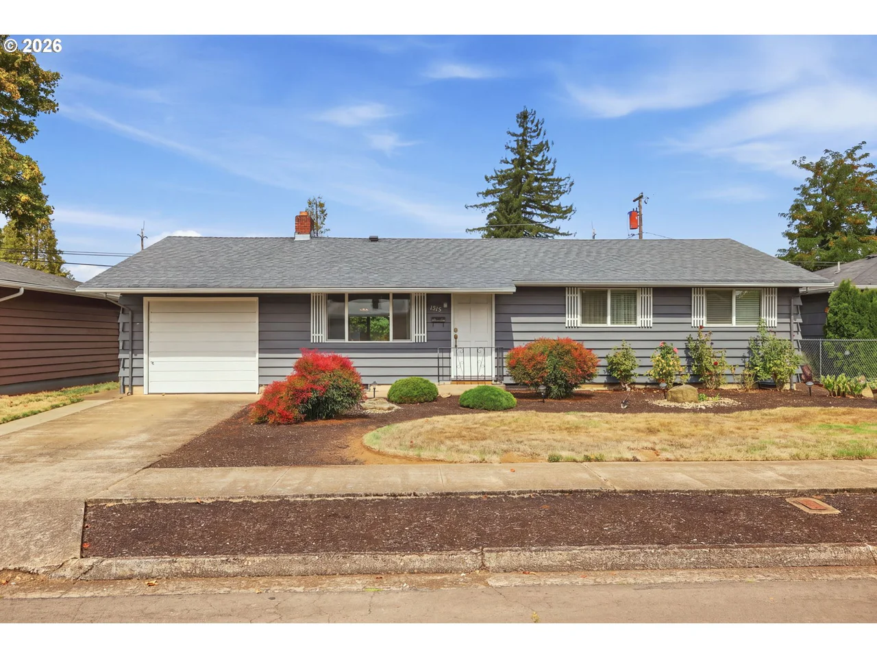 1318 Quinalt ST, Springfield, OR 97477, photo 1 of 28