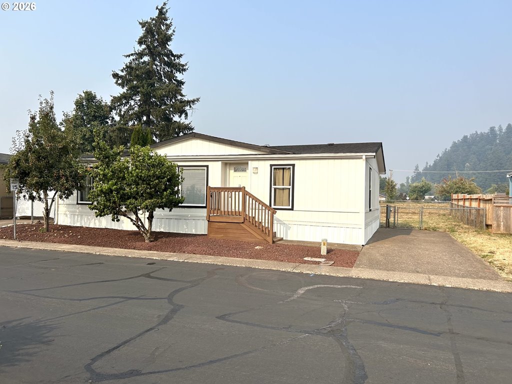 5660 Daisy St Unit 11