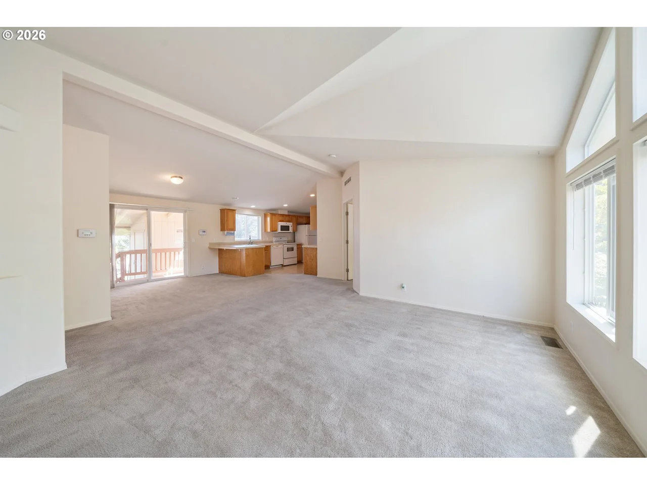 4802 SE 133RD DR, Portland, OR 97236, photo 3 of 19