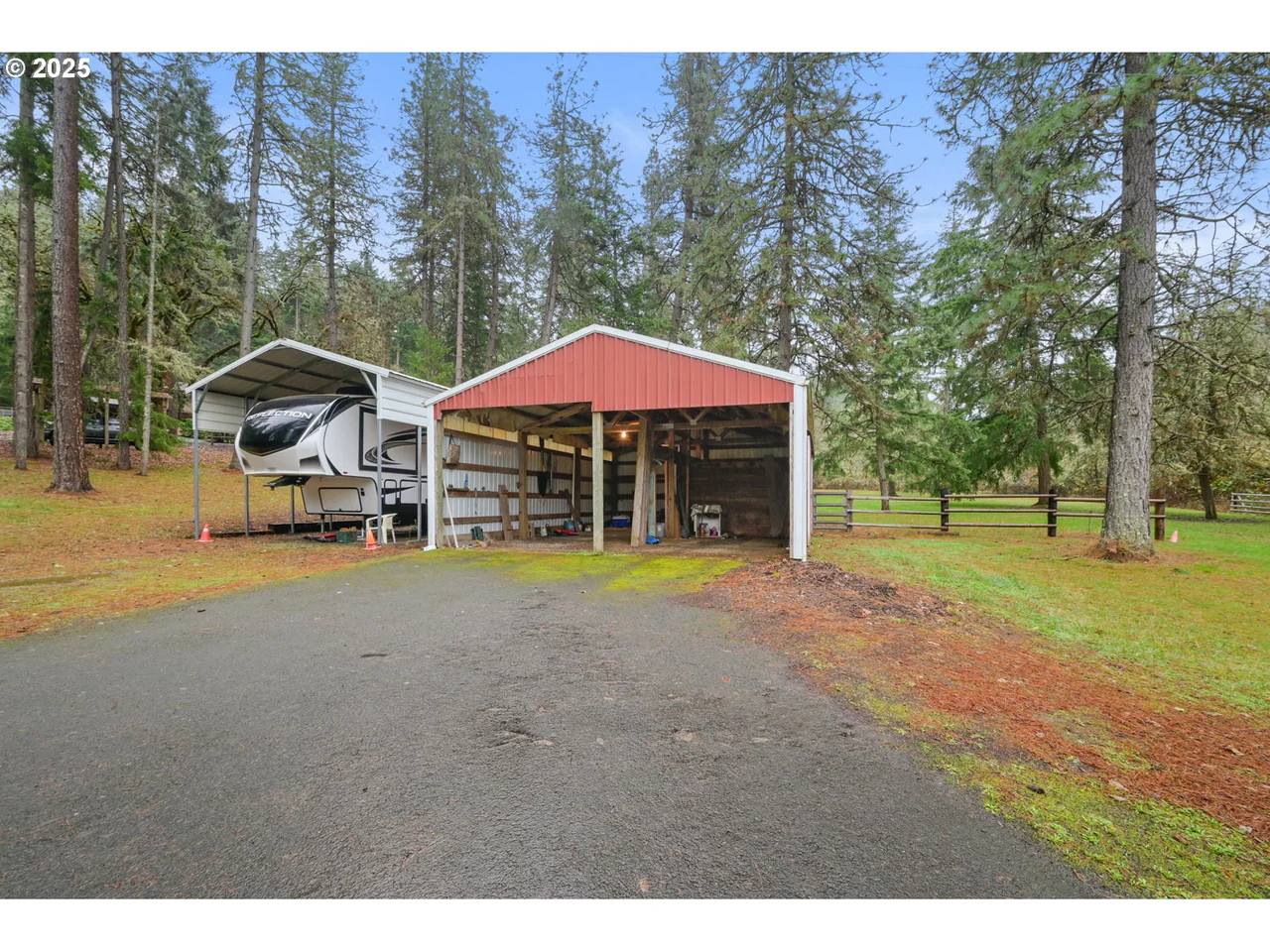 28198 BRIGGS HILL RD, Eugene, OR 97405, photo 5 of 46