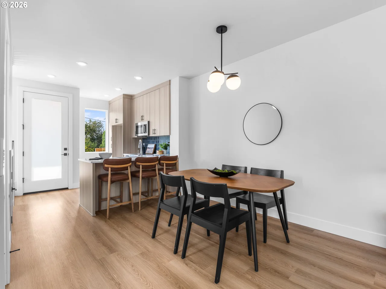 7572 SW 31st AVE, Portland, OR 97219, photo 8 of 22