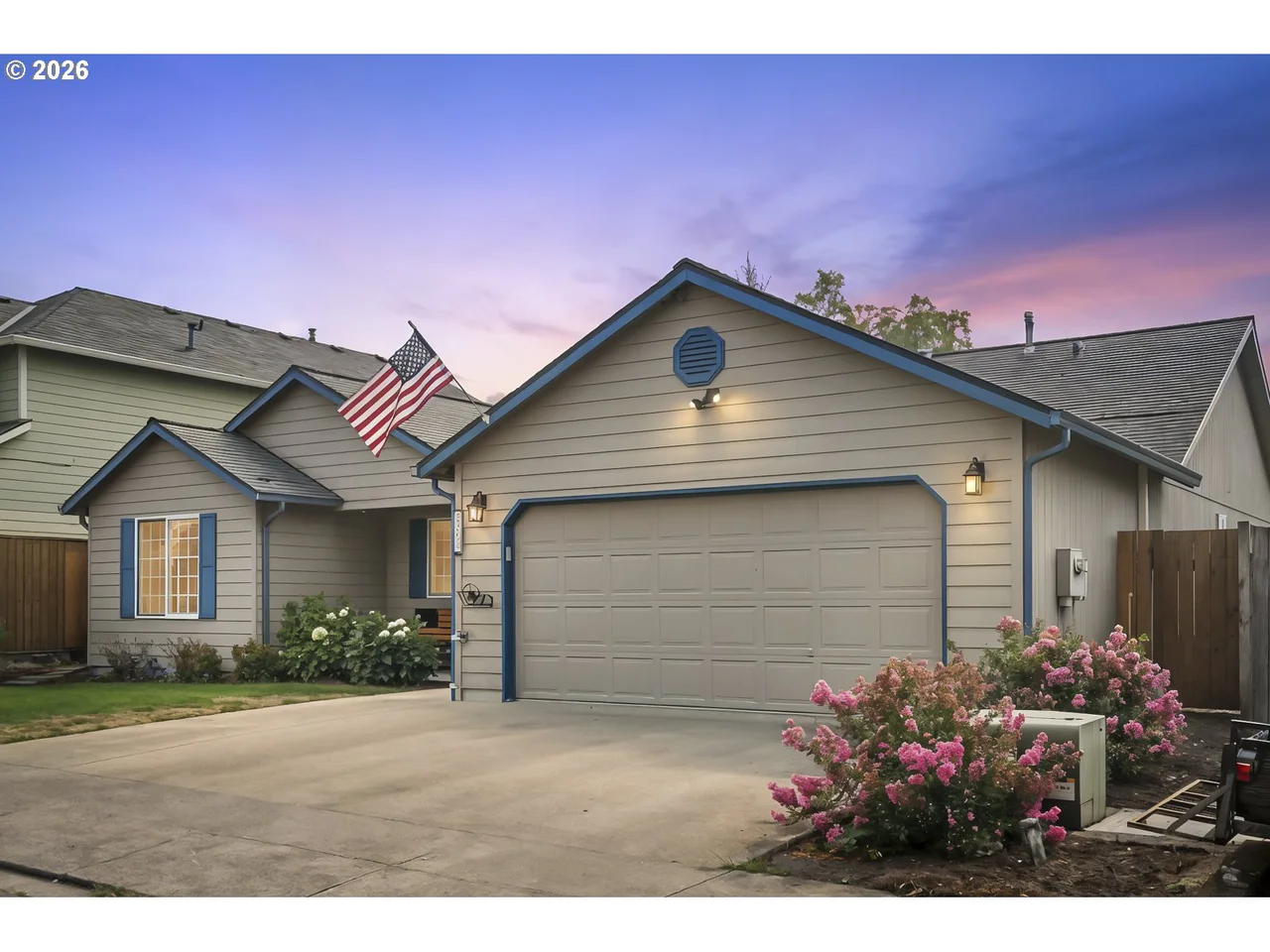 206 Hauser CT, Molalla, OR 97038, photo 2 of 35