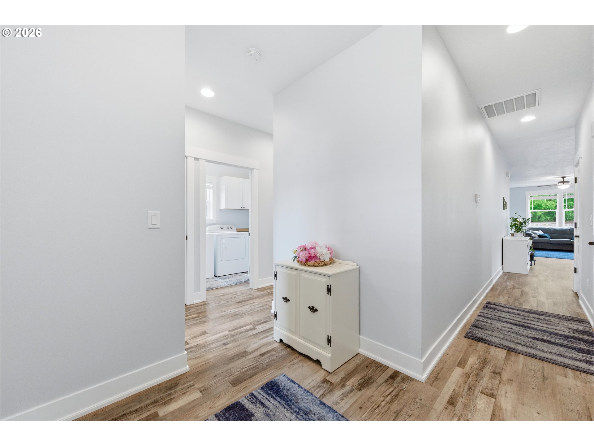 393 NW DENTON AVE, Dallas, OR 97338, photo 3 of 36