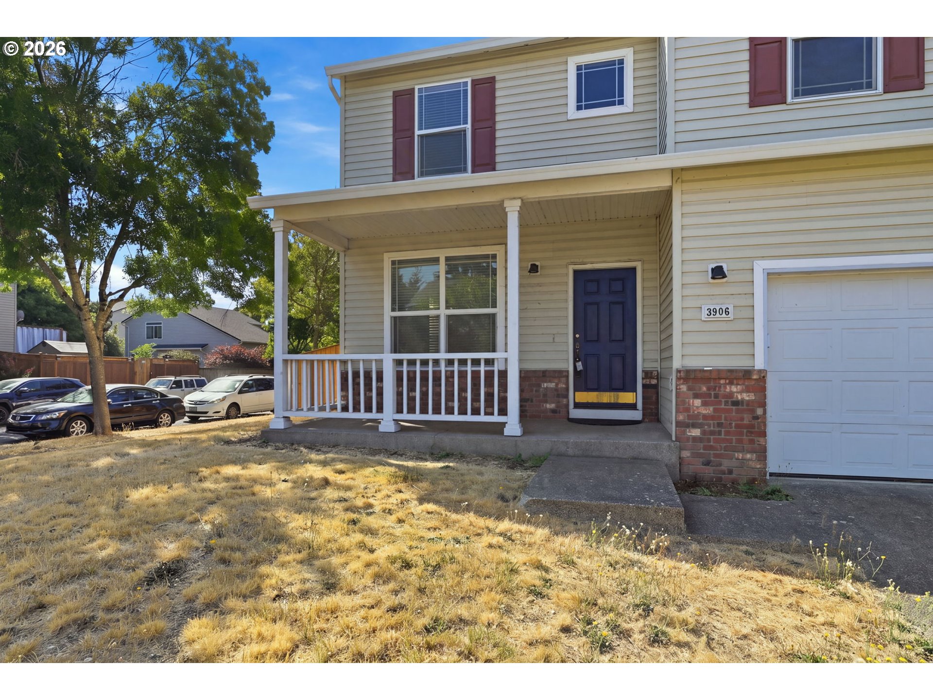 3906 CENTURY DR, Eugene, OR 97402, photo 3 of 44