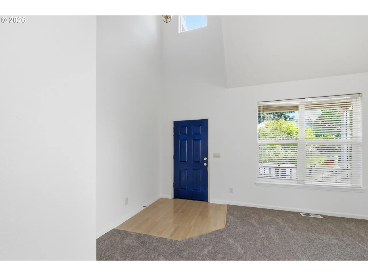 3906 CENTURY DR, Eugene, OR 97402, photo 5 of 44