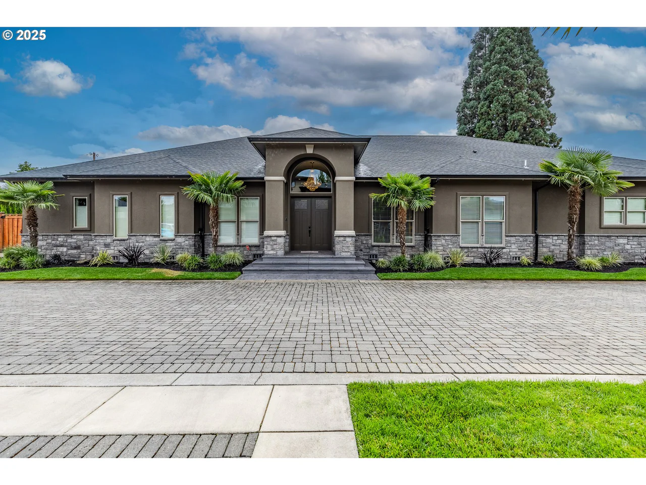 3540 WALTON LN, Eugene, OR 97408, photo 5 of 48