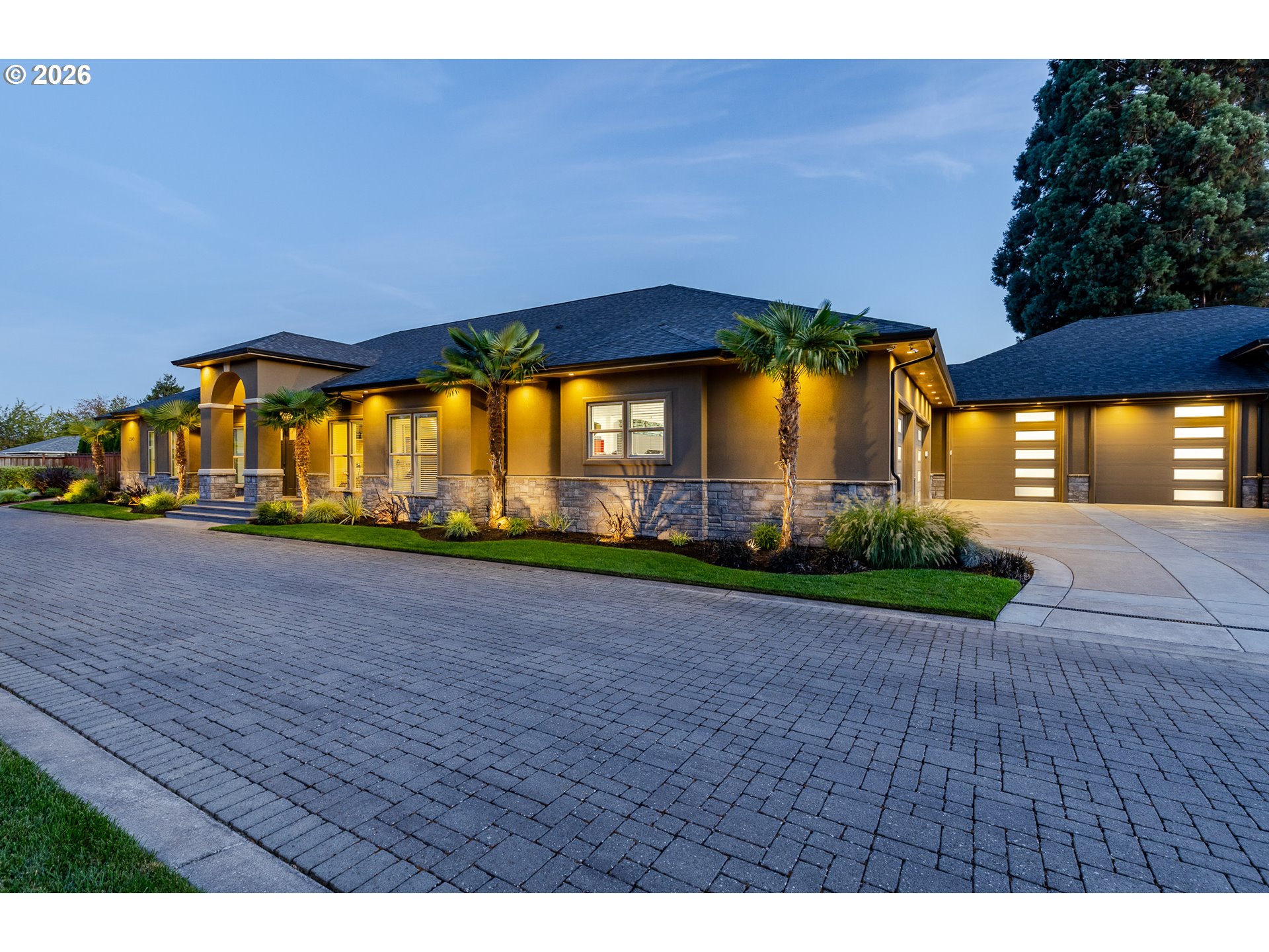 3540 WALTON LN, Eugene, OR 97408, photo 3 of 48