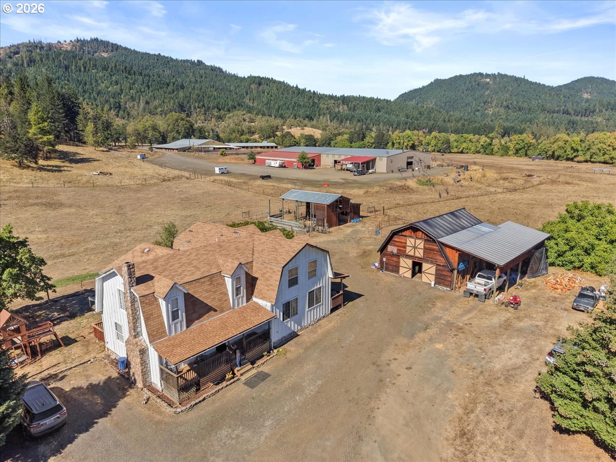 307 TOWHEE LN, Tenmile, OR 97481, photo 1 of 48