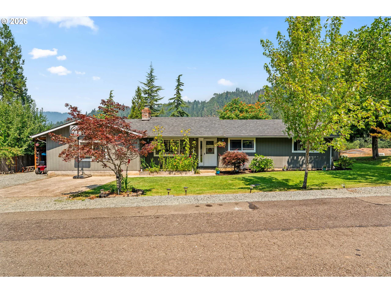 696 CROWE AVE, Drain, OR 97435, photo 1 of 34