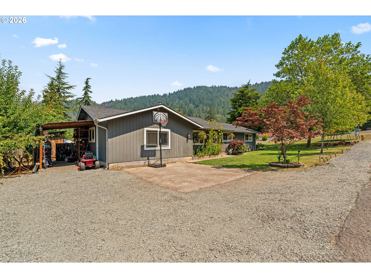696 CROWE AVE, Drain, OR 97435, photo 4 of 34