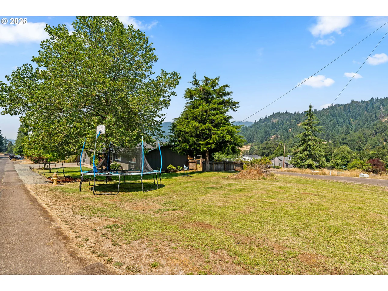 696 CROWE AVE, Drain, OR 97435, photo 6 of 34