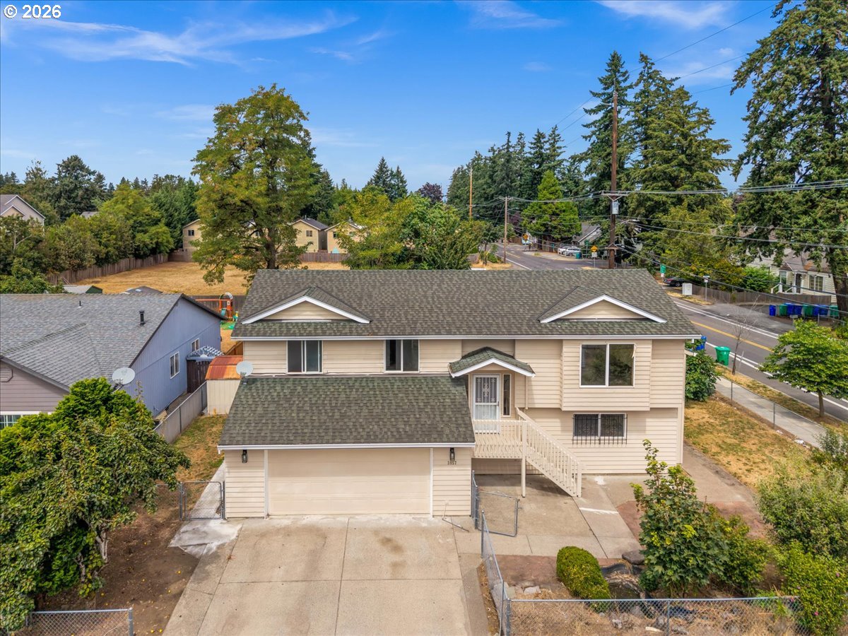 3857 SE 136TH AVE, Portland, OR 97236, photo 2 of 47