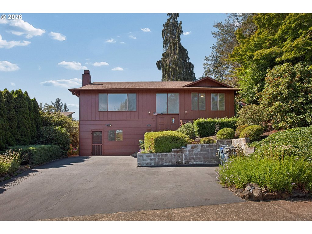 1732 W 23rd Ave