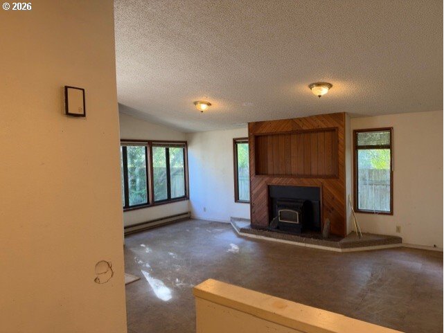 965 7TH ST, Florence, OR 97439, photo 4 of 11