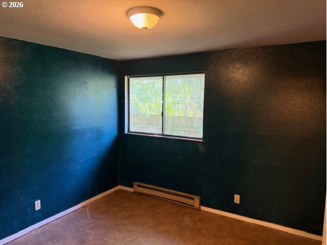 965 7TH ST, Florence, OR 97439, photo 6 of 11