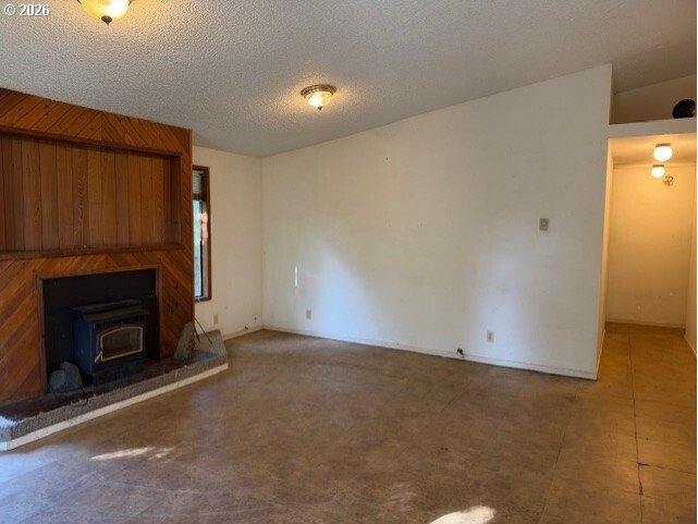 965 7TH ST, Florence, OR 97439, photo 3 of 11