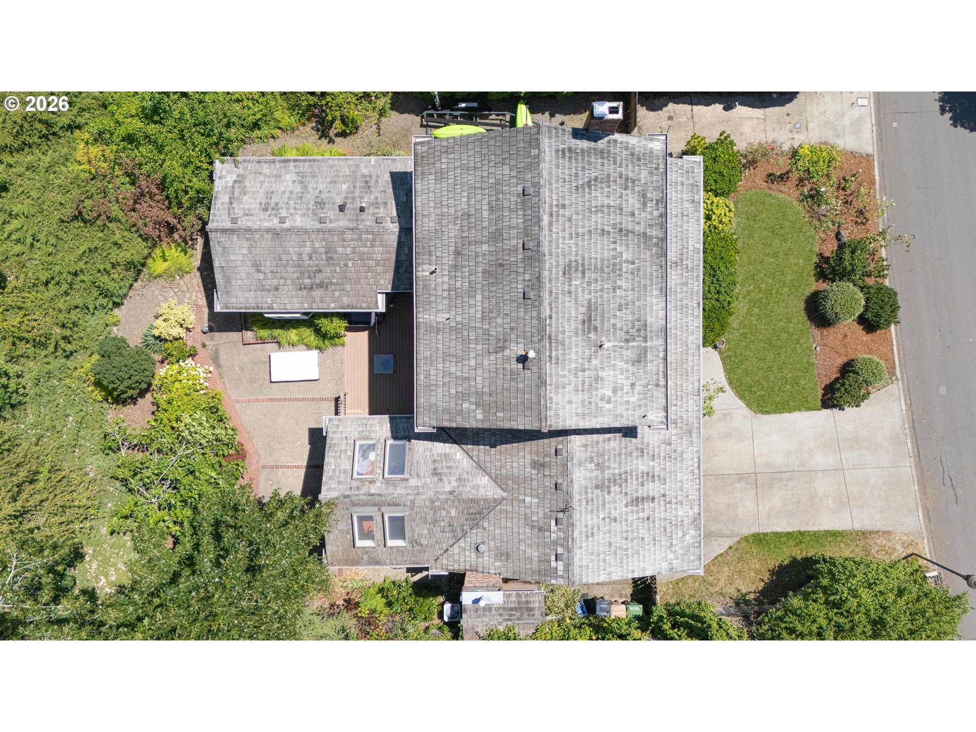 31 CHURCHILL DOWNS, Lake Oswego, OR 97035, photo 2 of 34