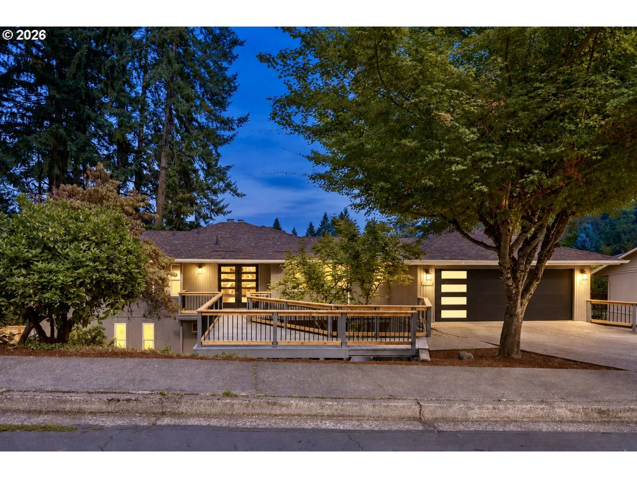 2355 Panorama Dr