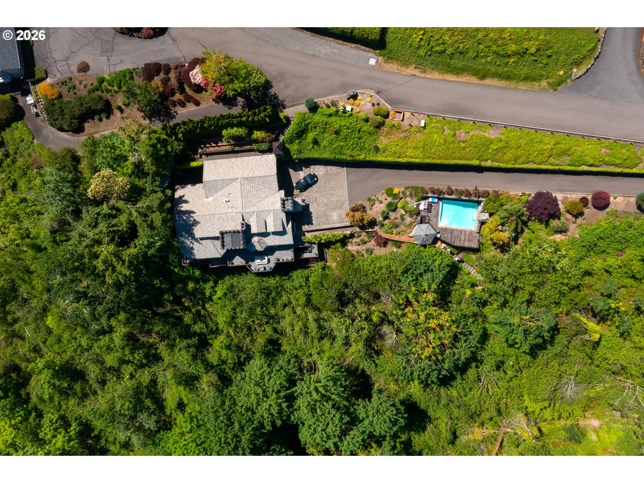 1777 SKYLAND DR, Lake Oswego, OR 97034, photo 2 of 47