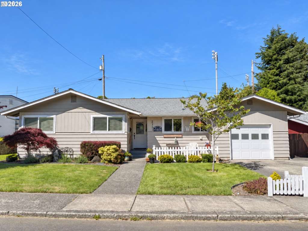 2321 Arthur Dr