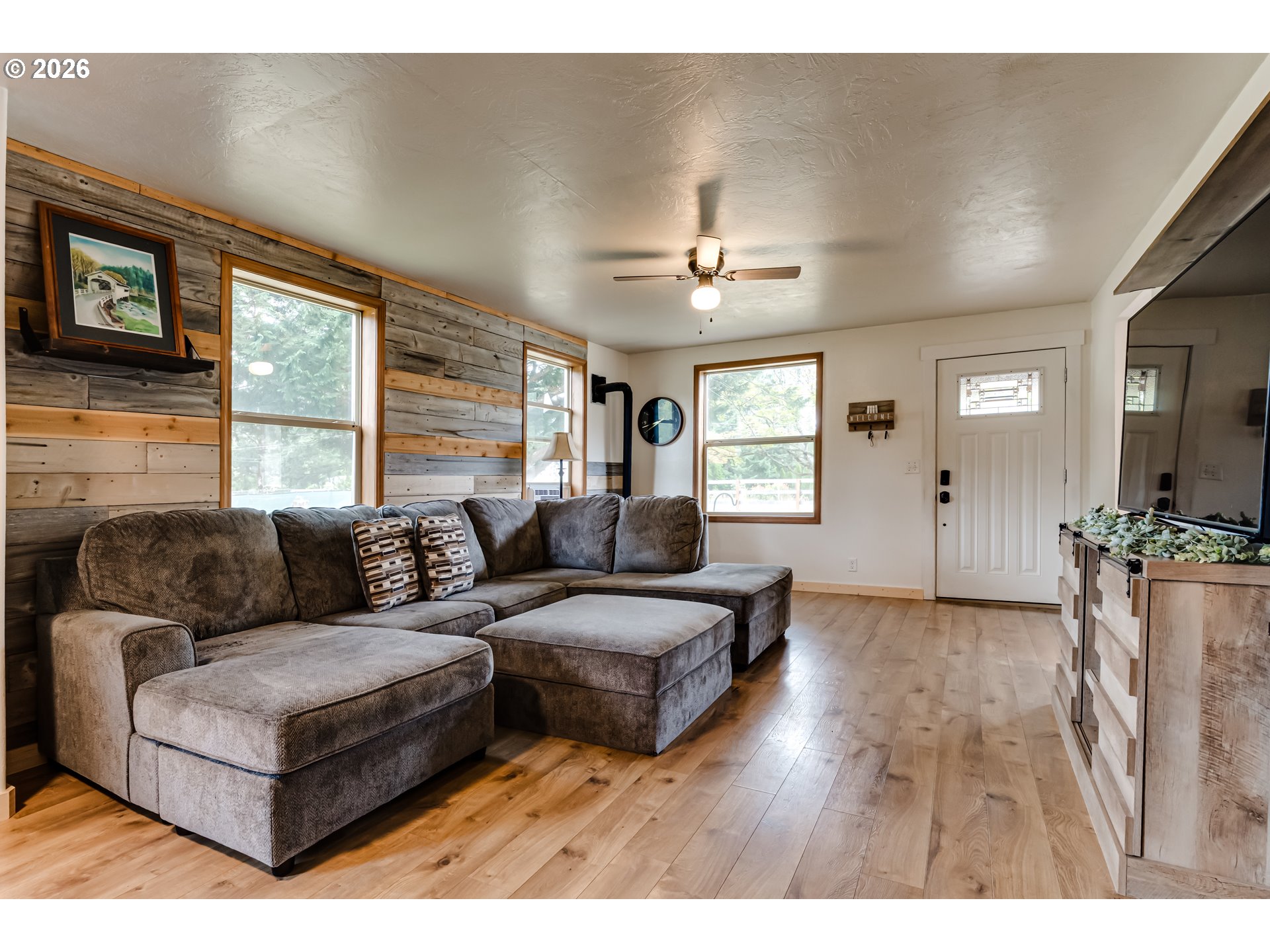 24723 WARTHEN RD, Elmira, OR 97437, photo 3 of 33