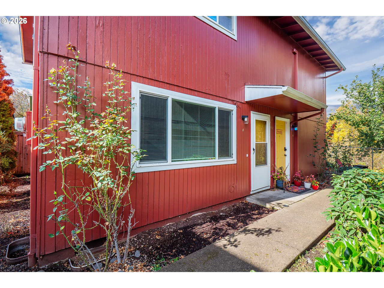 1931 W 17TH AVE, Eugene, OR 97402, photo 1 of 40
