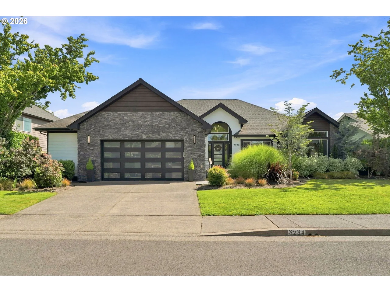 3234 SAINT CROIX ST, Eugene, OR 97408, photo 2 of 48