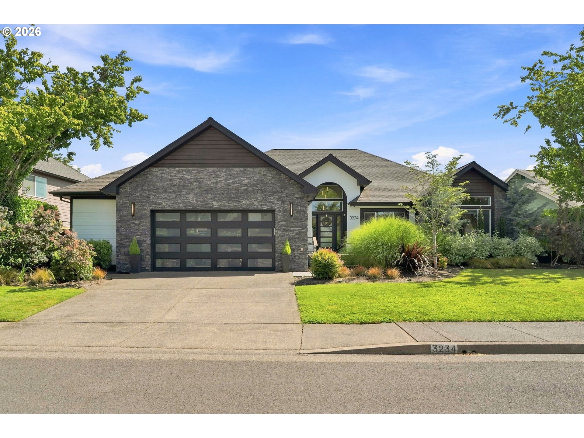 3234 SAINT CROIX ST, Eugene, OR 97408, photo 2 of 48